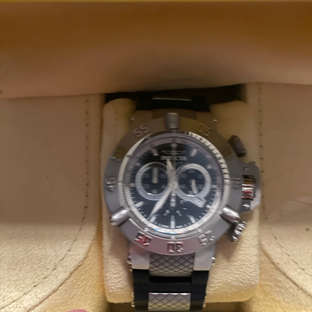 Invicta Watch. Needs new band